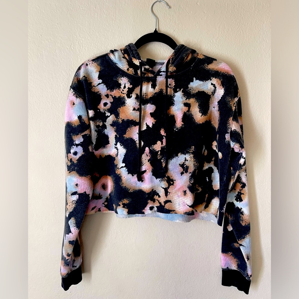 Wild Fable Tye dye cropped hoodie Small